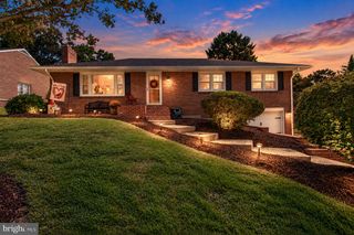 16821 HAMPTON RD, Williamsport, MD 21795