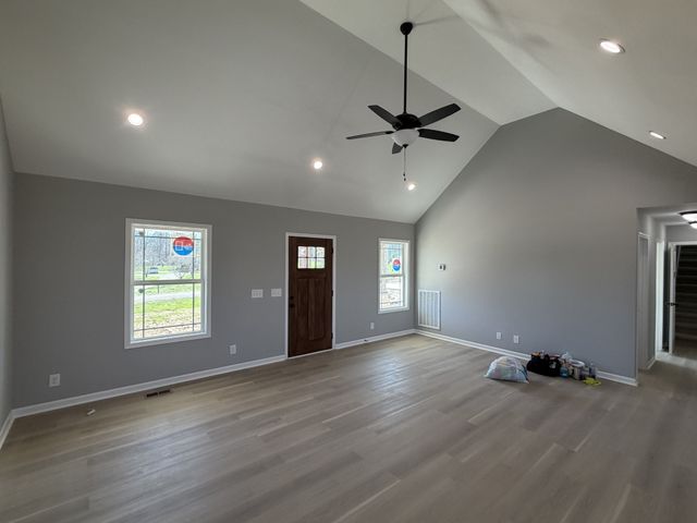 106 Wiseman Ln, Winchester, TN 37398