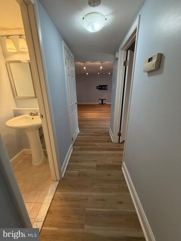 111 LEEDOM WAY, Newtown, PA 18940