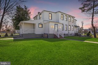 1026 W 5TH ST, Florence, NJ 08518