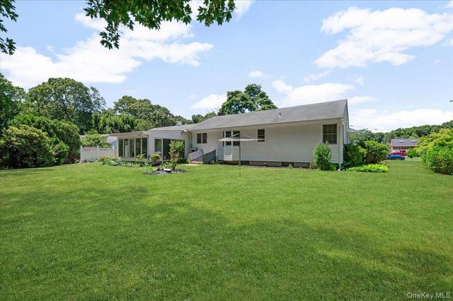 870 Crittens Lane, Southold, NY 11971