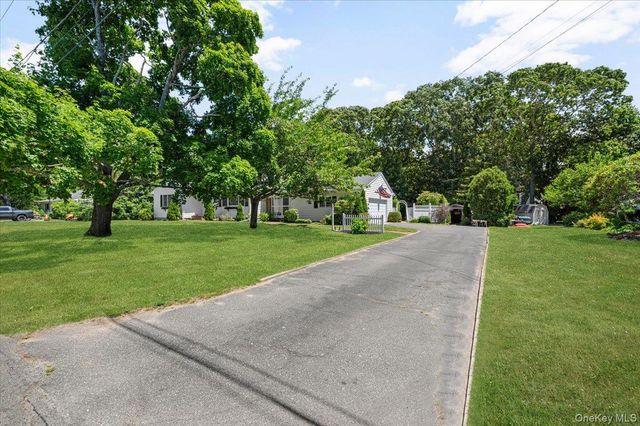 870 Crittens Lane, Southold, NY 11971