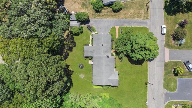 870 Crittens Lane, Southold, NY 11971