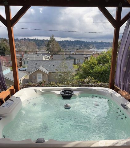 2514 N Lafayette Avenue, Bremerton, WA 98312