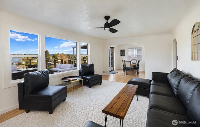 2514 N Lafayette Avenue, Bremerton, WA 98312