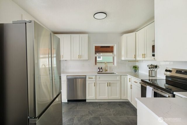 2514 N Lafayette Avenue, Bremerton, WA 98312