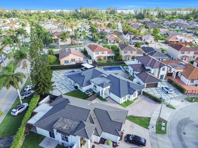 990 NW 131st Ave, Miami, FL 33182