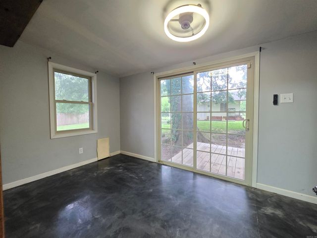 105 Epperson Drive, Cabot, AR 72023