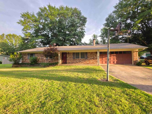 105 Epperson Drive, Cabot, AR 72023