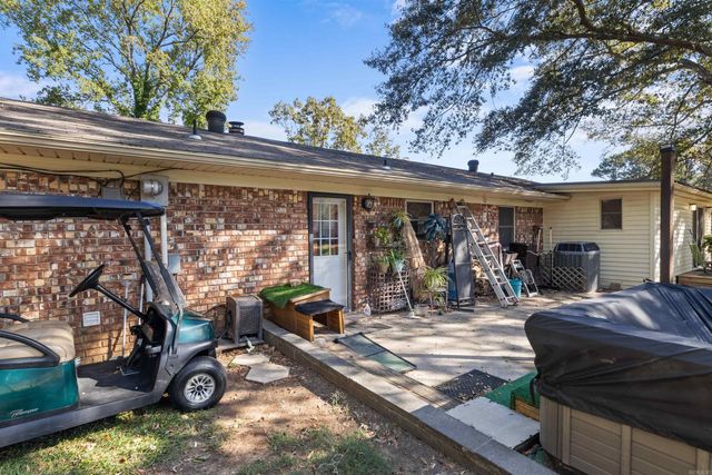 105 Epperson Drive, Cabot, AR 72023