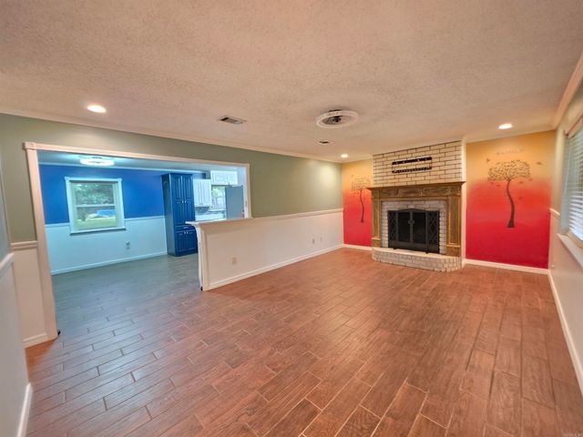 105 Epperson Drive, Cabot, AR 72023