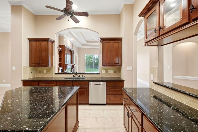 3907 N Rondelet Drive, Spring, TX 77386
