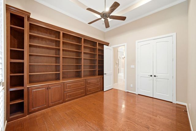 3907 N Rondelet Drive, Spring, TX 77386