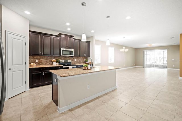4602 FAIRY TALE CIRCLE, Kissimmee, FL 34746