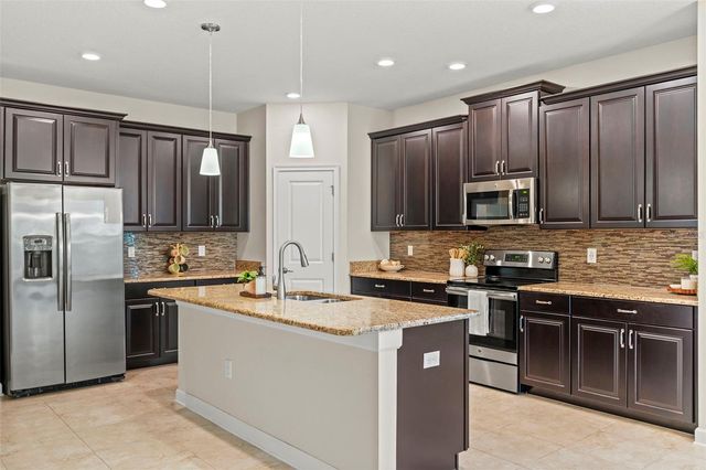 4602 FAIRY TALE CIRCLE, Kissimmee, FL 34746
