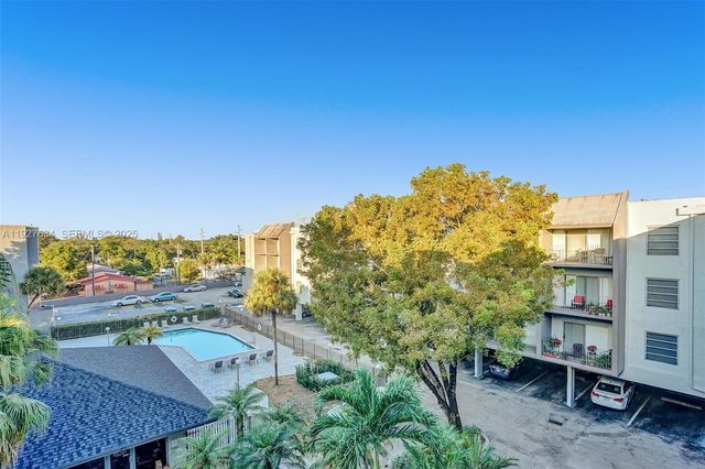 1595 NE 135th St 334, North Miami, FL 33161