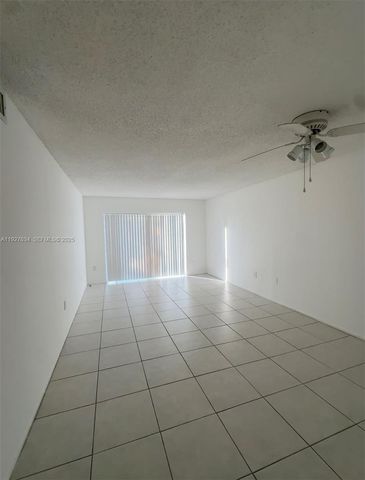 1595 NE 135th St 334, North Miami, FL 33161