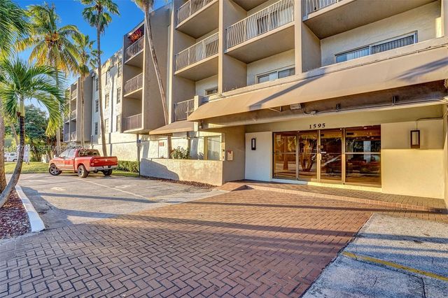 1595 NE 135th St 334, North Miami, FL 33161