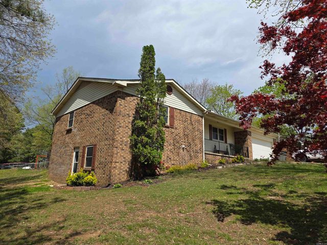 2601 Hatcher Dr, Paragould, AR 72450