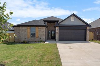 6905 SW High Meadow Boulevard, Bentonville, AR 72713