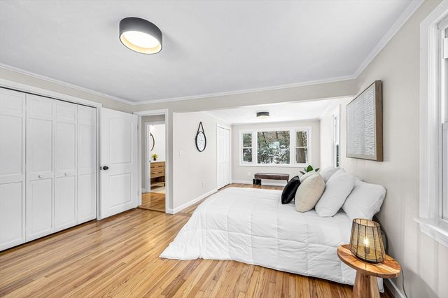 62 Baymor Dr, East Longmeadow, MA 01028