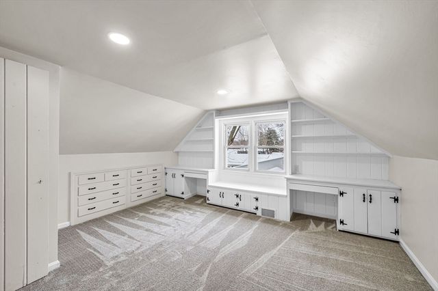 62 Baymor Dr, East Longmeadow, MA 01028