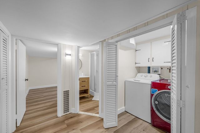 62 Baymor Dr, East Longmeadow, MA 01028