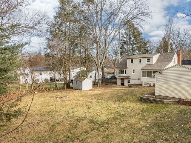 62 Baymor Dr, East Longmeadow, MA 01028