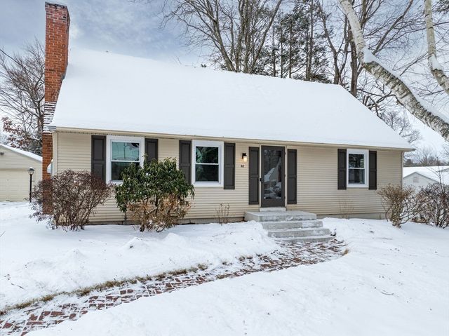 62 Baymor Dr, East Longmeadow, MA 01028