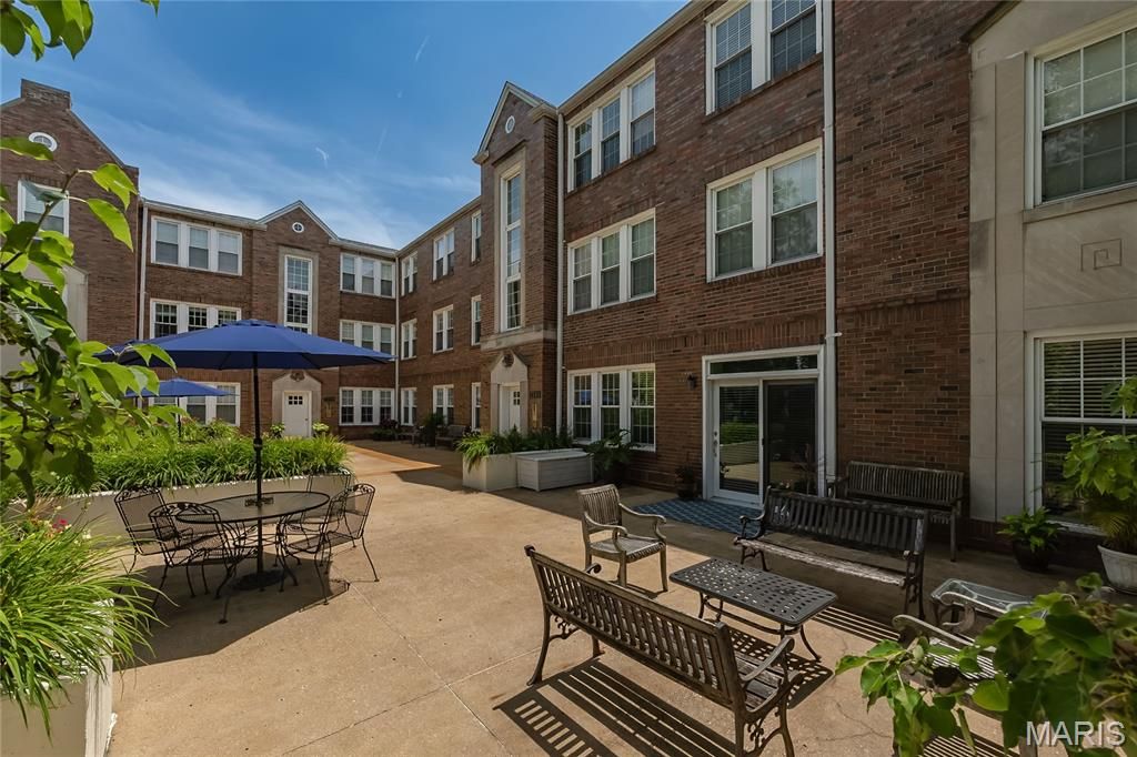 7564 Wydown Boulevard 1B, St Louis, MO 63105