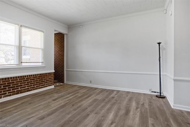 7 Briar DR, Hampton, VA 23661