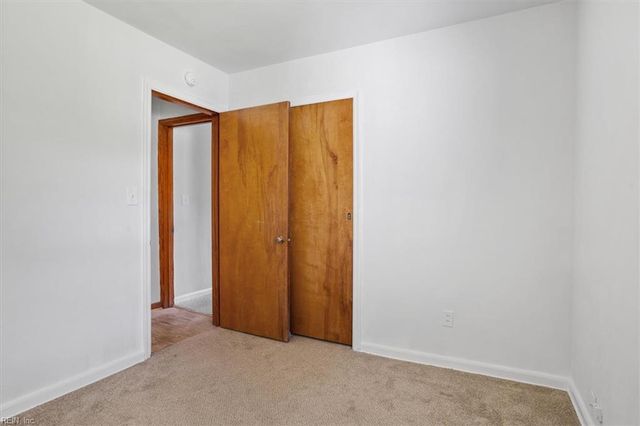 7 Briar DR, Hampton, VA 23661
