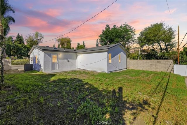 202 S Azusa Ave., La Puente, CA 91744