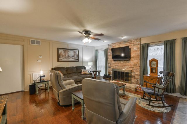 3114 Falling Brook Drive, Kingwood, TX 77345