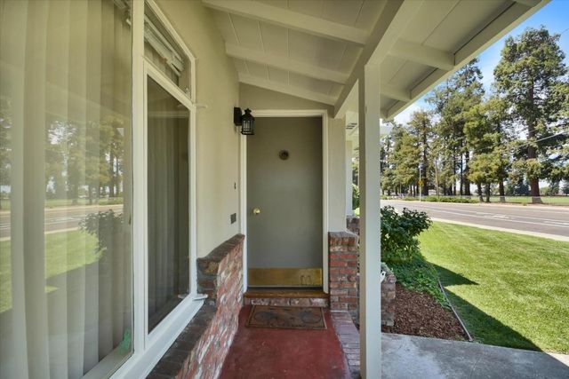 1862 Homestead Road, Santa Clara, CA 95050