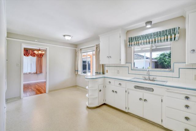 1862 Homestead Road, Santa Clara, CA 95050