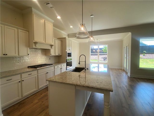 134 Oakdale Road, Jefferson, GA 30549