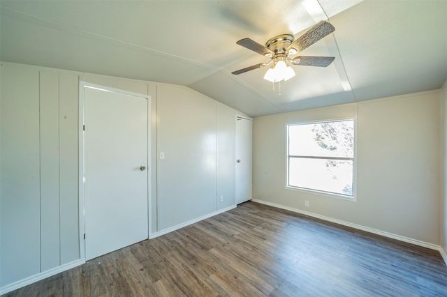 4329 Kaywood Drive, Granbury, TX 76048