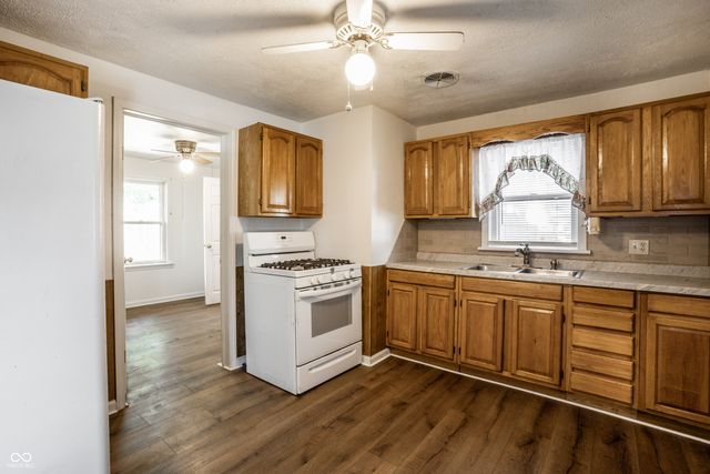2302 S Randolph Street, Indianapolis, IN 46203