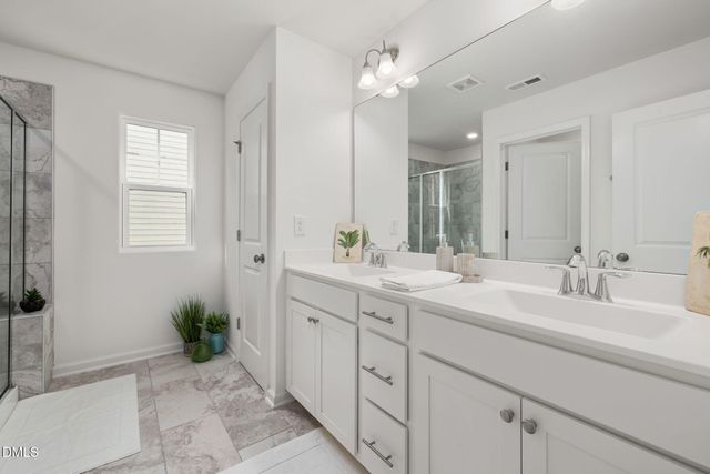 905 Holly Bluff Lane, Durham, NC 27713