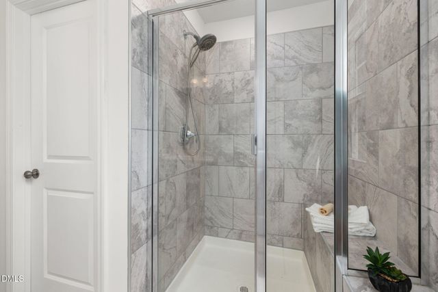 905 Holly Bluff Lane, Durham, NC 27713