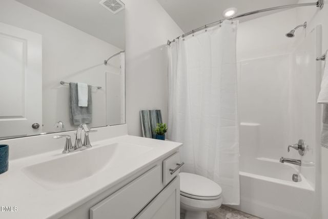905 Holly Bluff Lane, Durham, NC 27713
