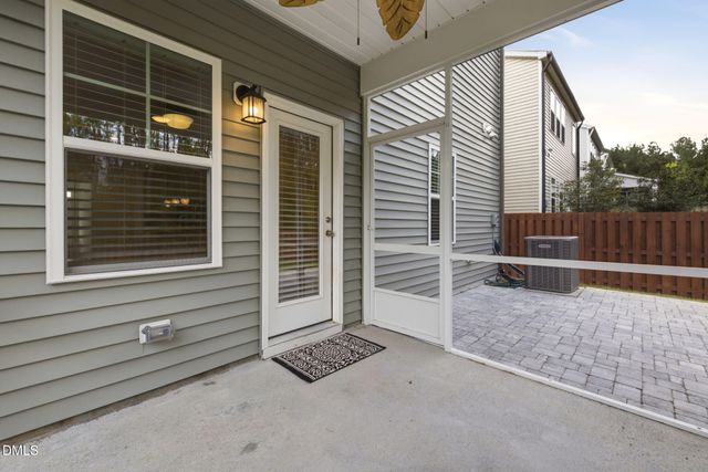 905 Holly Bluff Lane, Durham, NC 27713