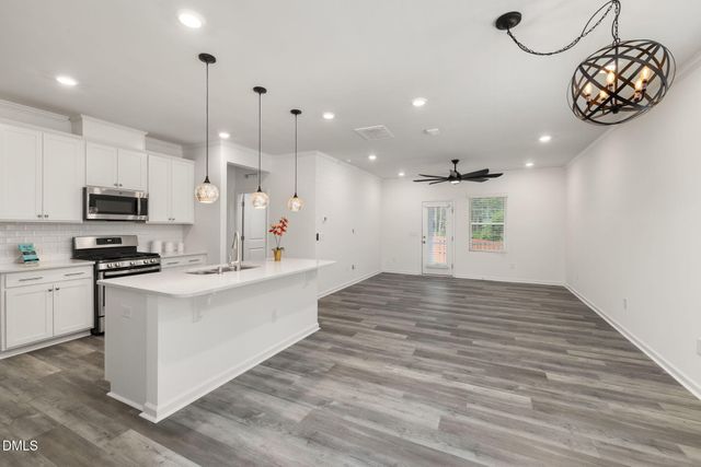 905 Holly Bluff Lane, Durham, NC 27713
