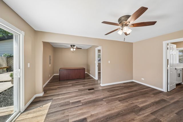 319 W Central Avenue, Lombard, IL 60148