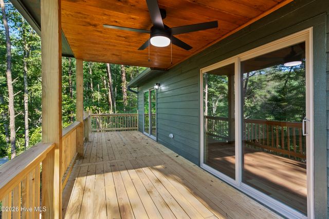 56 Oak Knob Drive, Murphy, NC 28906