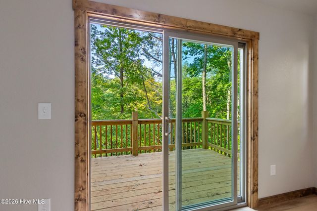 56 Oak Knob Drive, Murphy, NC 28906