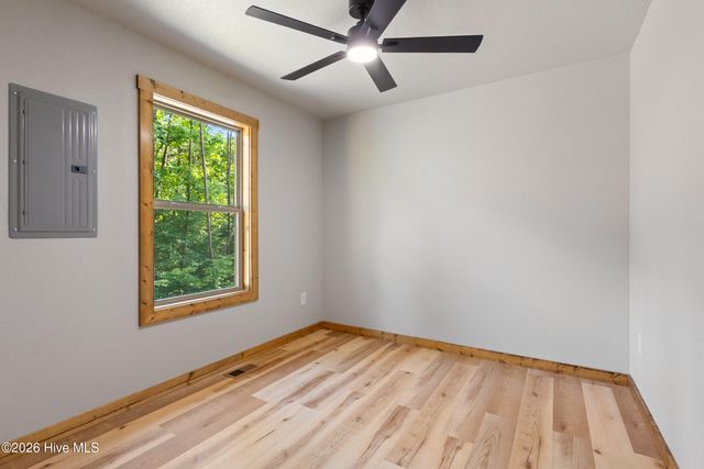 56 Oak Knob Drive, Murphy, NC 28906