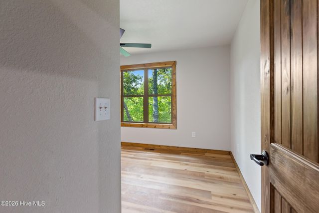 56 Oak Knob Drive, Murphy, NC 28906
