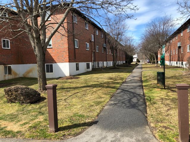 40 Bryon Rd 6, Boston, MA 02132